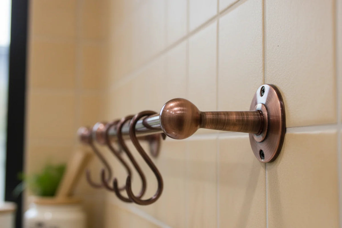 Antique Style Copper Pot Rack, Vintage Handmade Copper Pot Rack Rustic Wall Mounted, Vintage kitchen pot rack