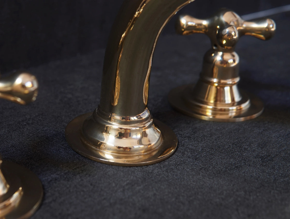 Widespread 3 Holes Solid Unlacquered Brass Faucet, Antique Brass Bathroom Tap