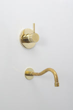 Antique Brass Tub Filler - Wall Mount Tub Faucet ISH07